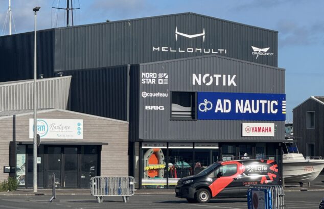 AD NAUTIC